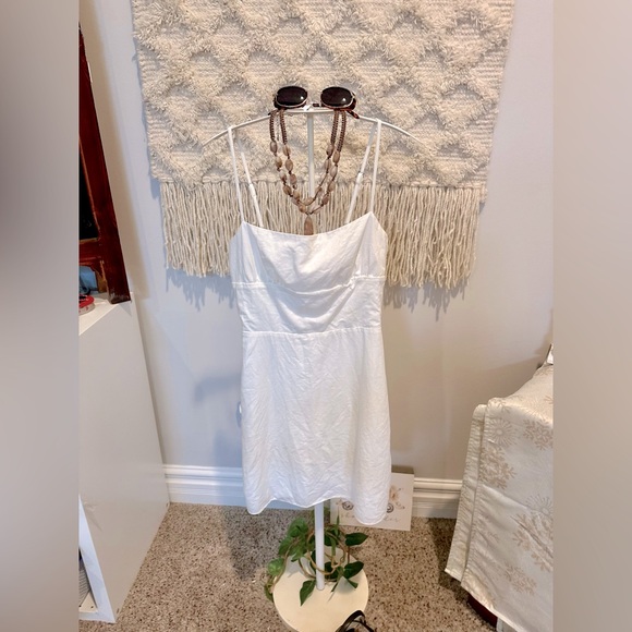 Sunday Best Dresses & Skirts - Sunday Best ivory Spaghetti Strap Sundress XS